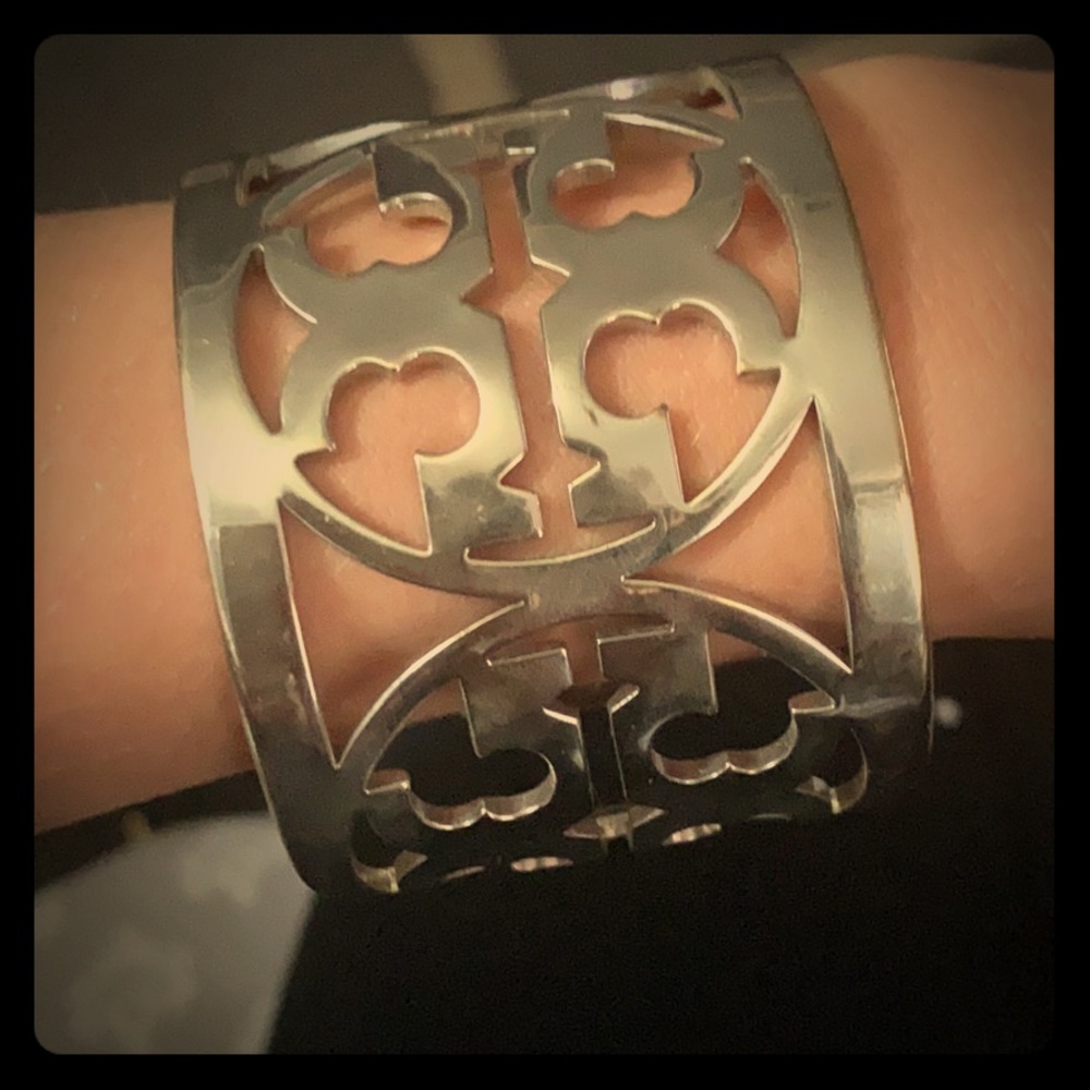 Wide logo Tory Burch cuff bangle